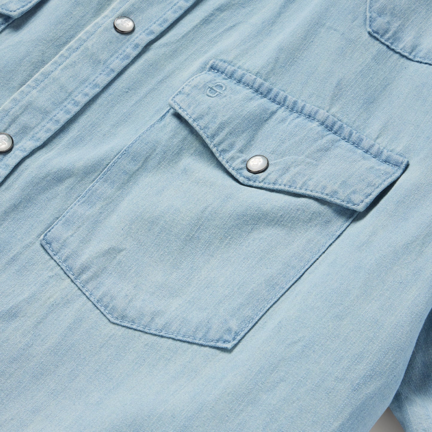 Chambray Oxford Short Sleeve Western Shirt