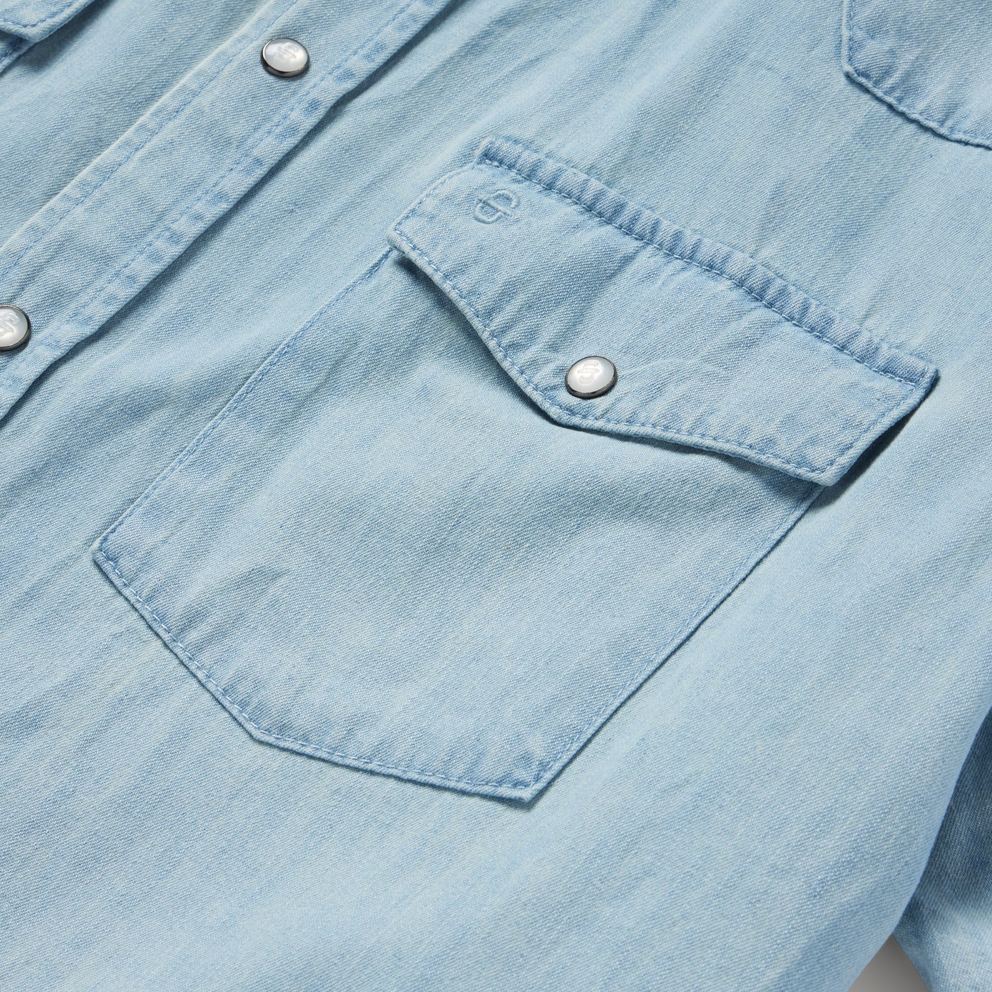 Chambray Oxford Short Sleeve Western Shirt