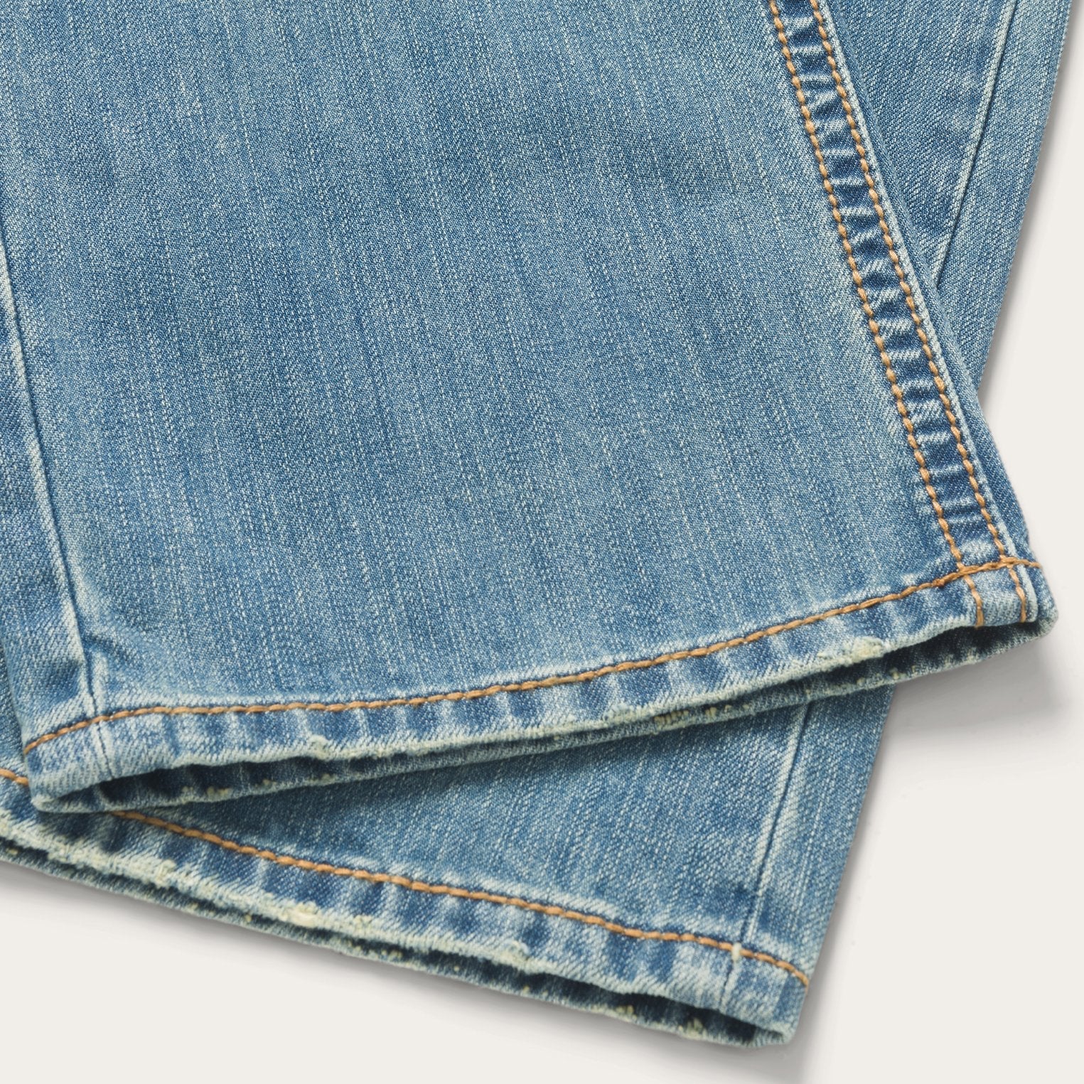 1520 Fit Light Wash Jeans With Tacking