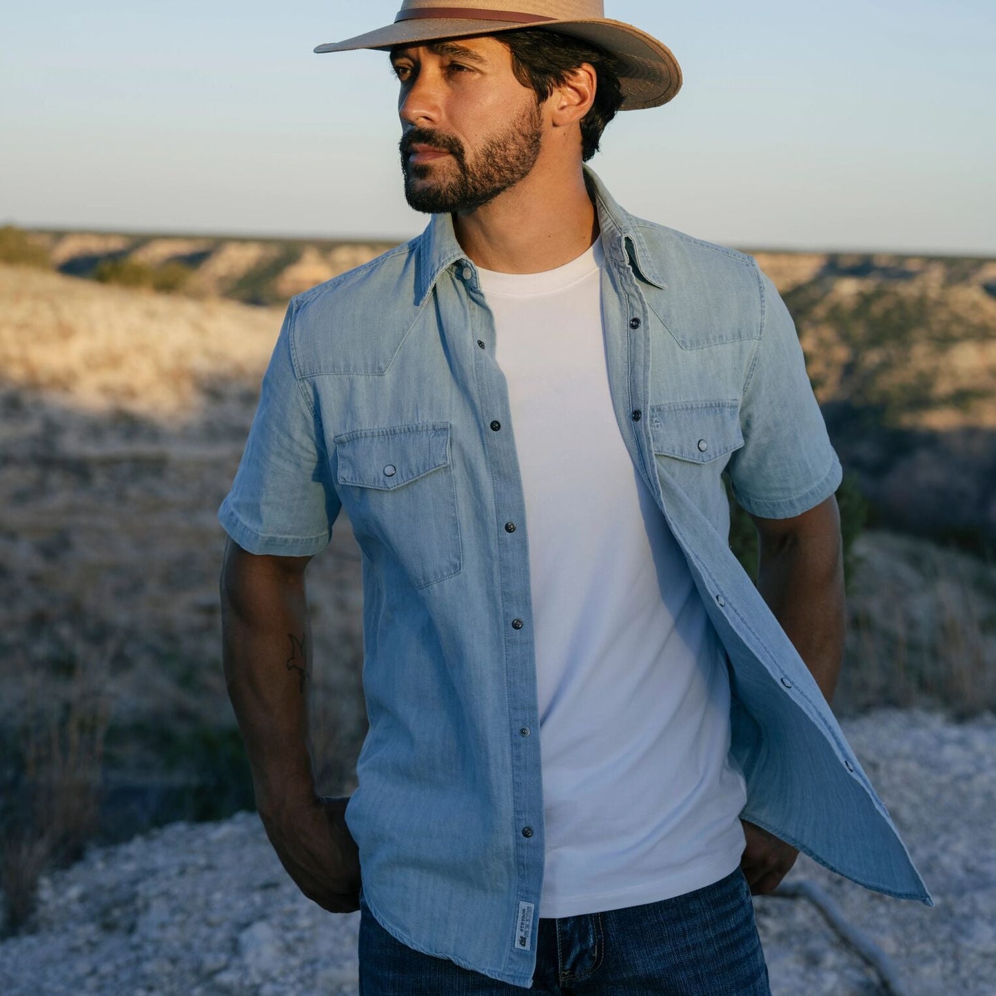 Chambray Oxford Short Sleeve Western Shirt